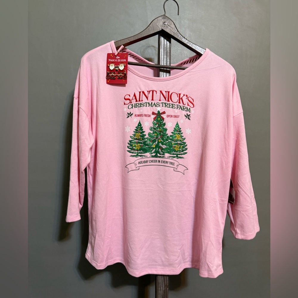 Magical Seasons pink Holiday long sleeve tee w/ earrings